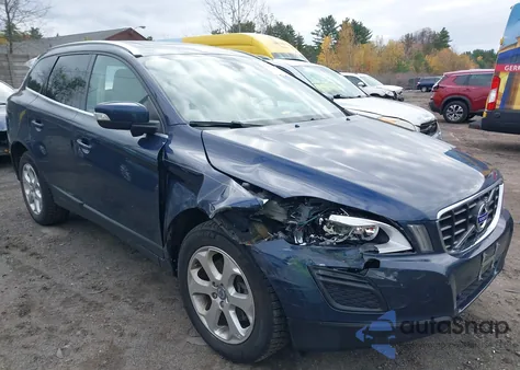 2013 Volvo Xc60 3.2 Premier Plus z USA, uszkodzony, nr VIN YV4940DZ4D2368709